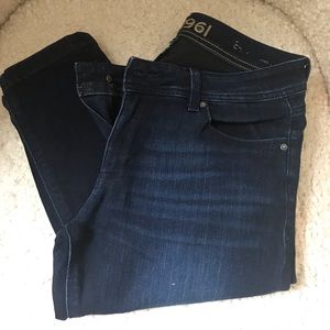 DL skinny jeans (with stretch)